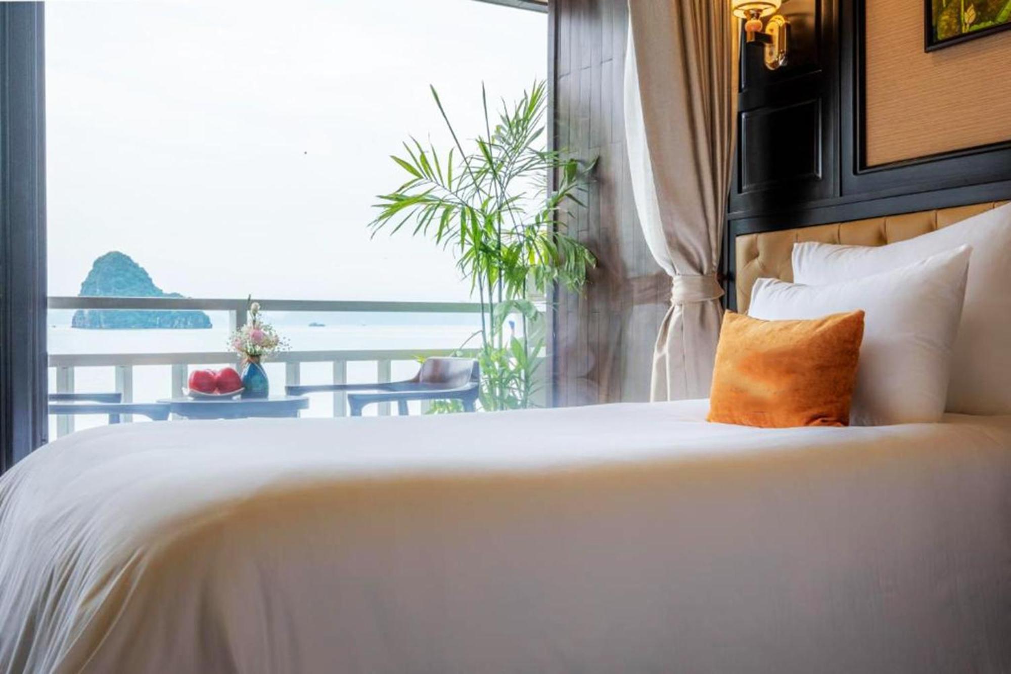 ホテル Halong Arcadia Cruise ハロン エクステリア 写真