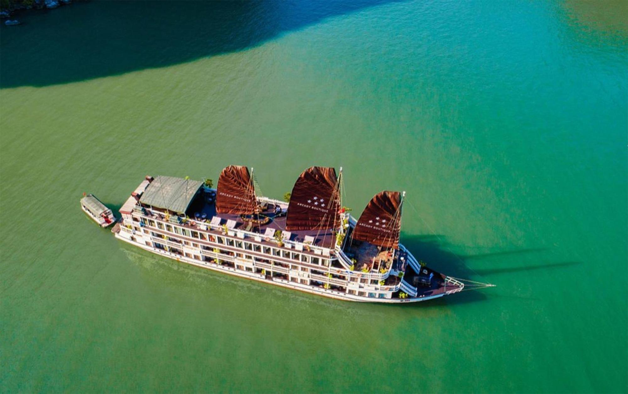 ホテル Halong Arcadia Cruise ハロン エクステリア 写真