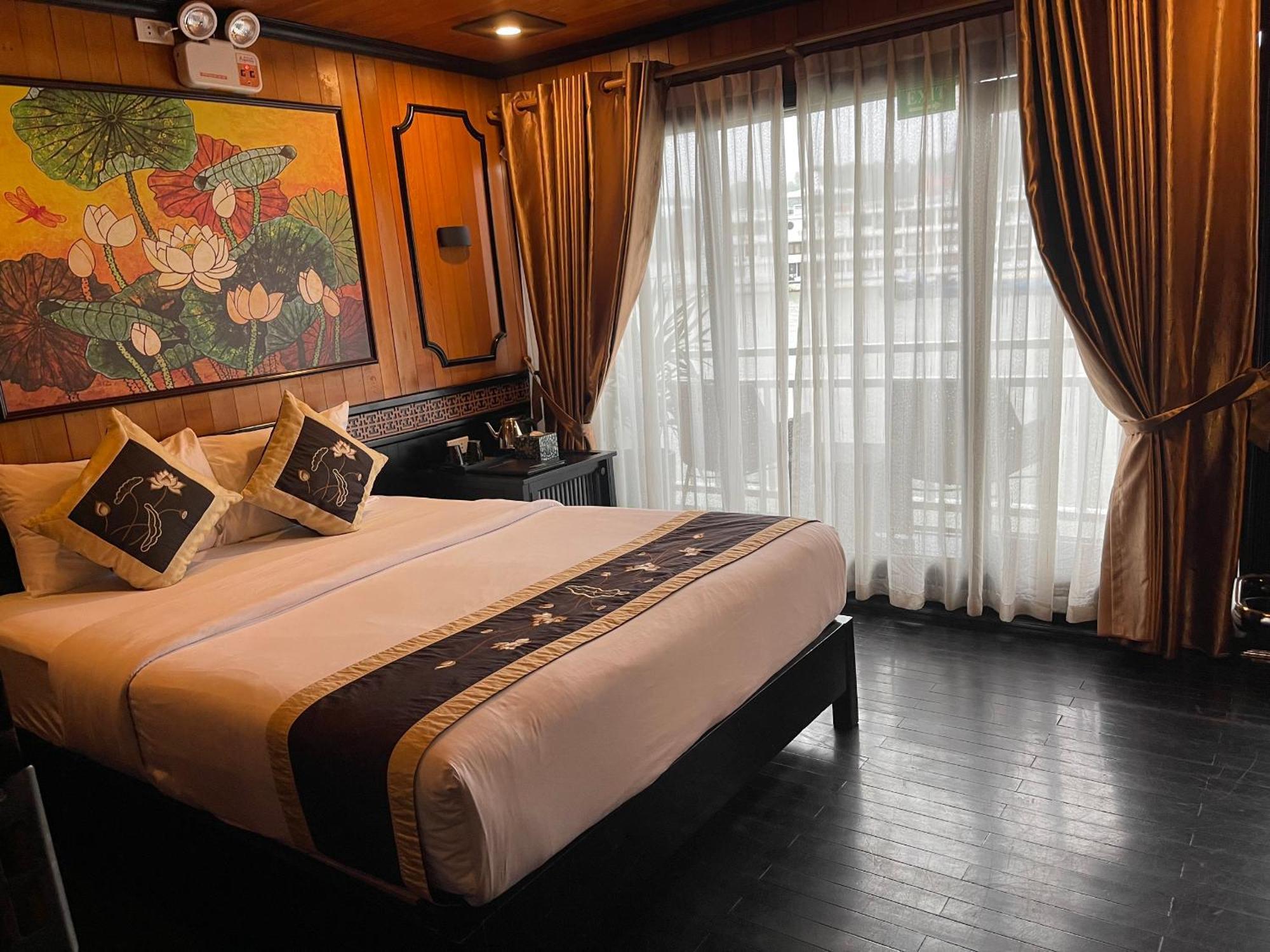ホテル Halong Arcadia Cruise ハロン エクステリア 写真